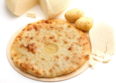 Осетинский пирог с картошкой и осетинским сыром - Картофджын